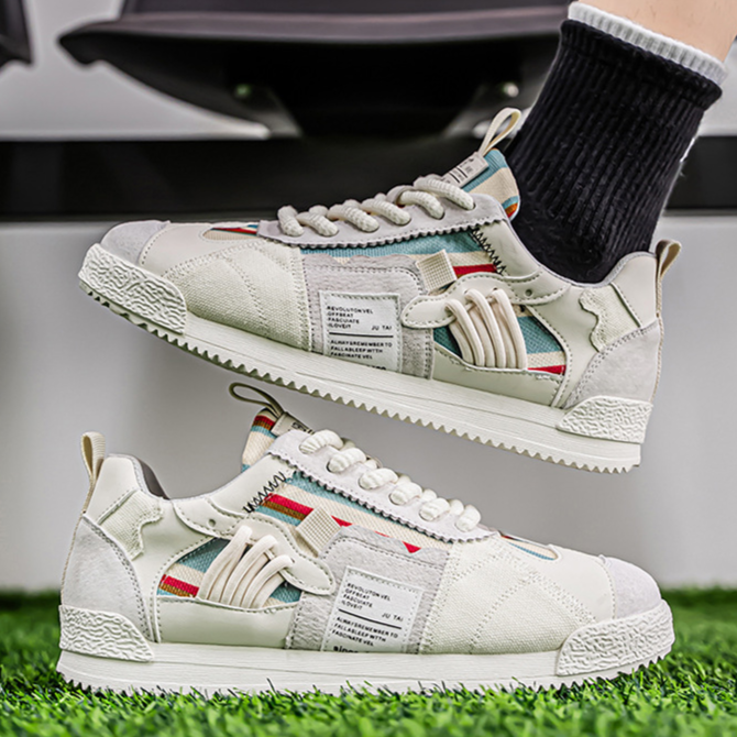 Stratos™ Sneakers