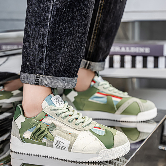Stratos™ Sneakers
