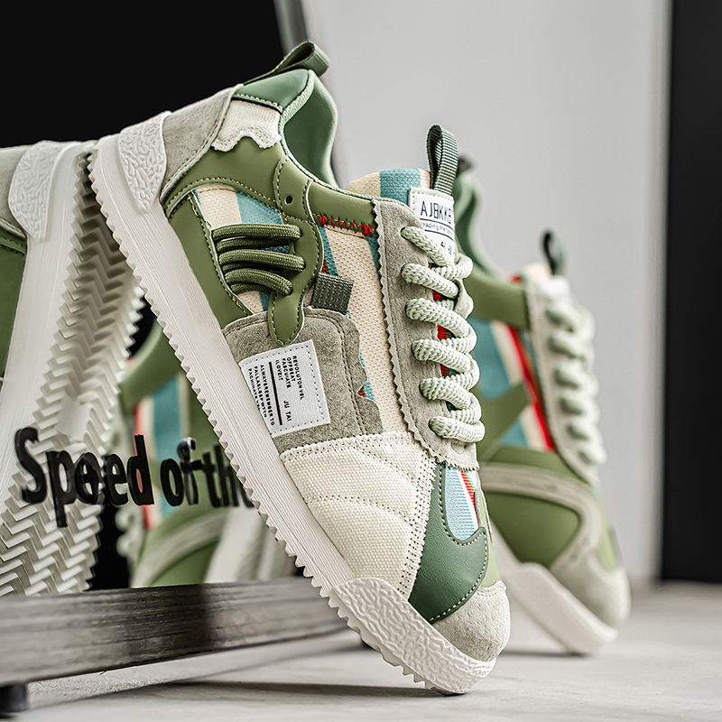 Stratos™ Sneakers