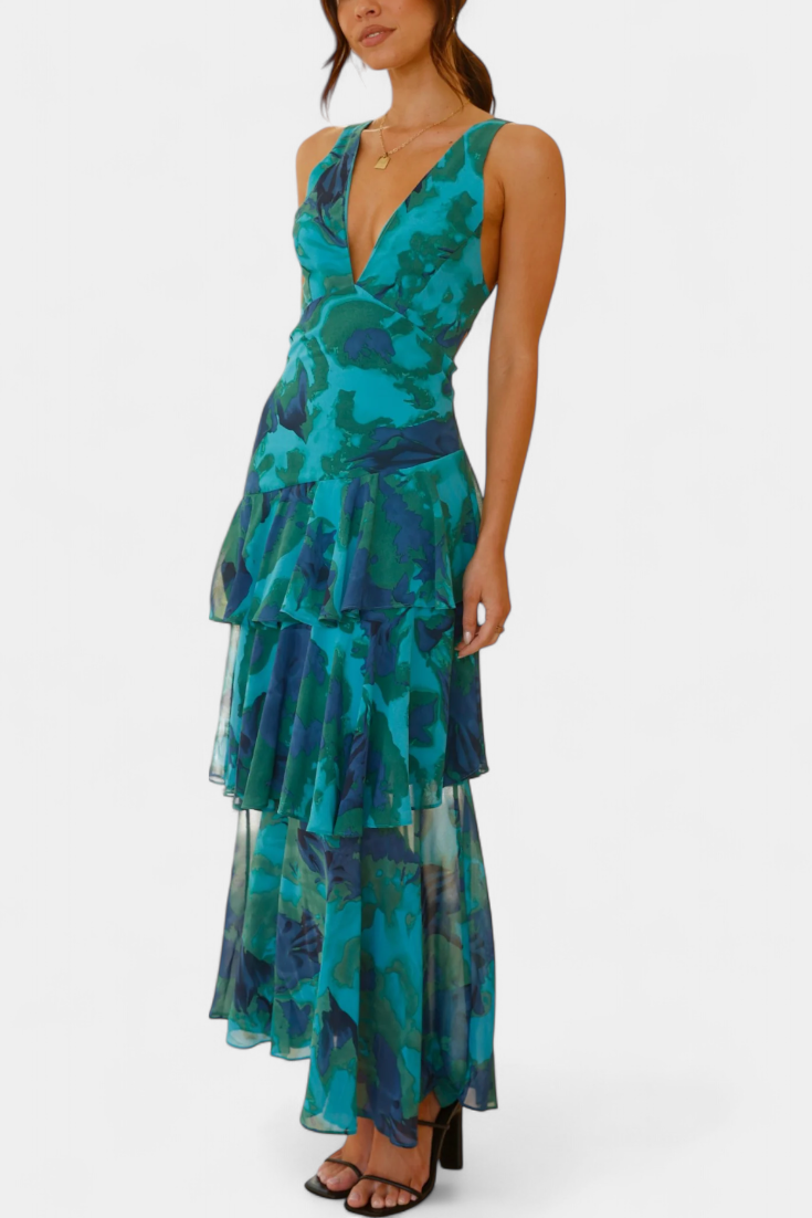 The Lucia Dress | Lightness and Elegance in Motion