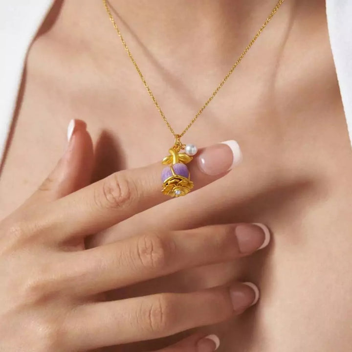 Rosélume™ | Color-Changing Rose Necklace