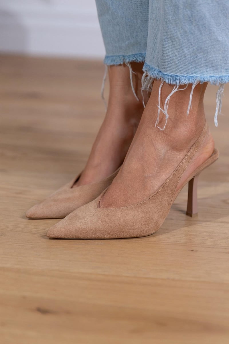 Evelyn™ | Zapatos slingback nude elegantes